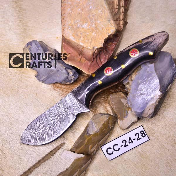 Hunting Ready: 6.5-Inch Damascus Steel skinning Knife