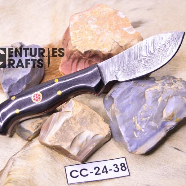 Hunting Ready: 6.5-Inch Damascus Steel skinning Knife